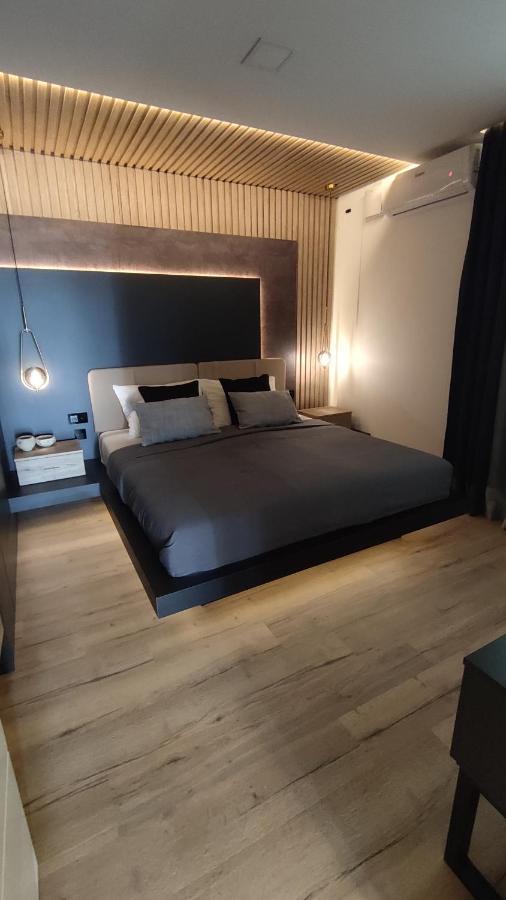 Tomislav Apartman *